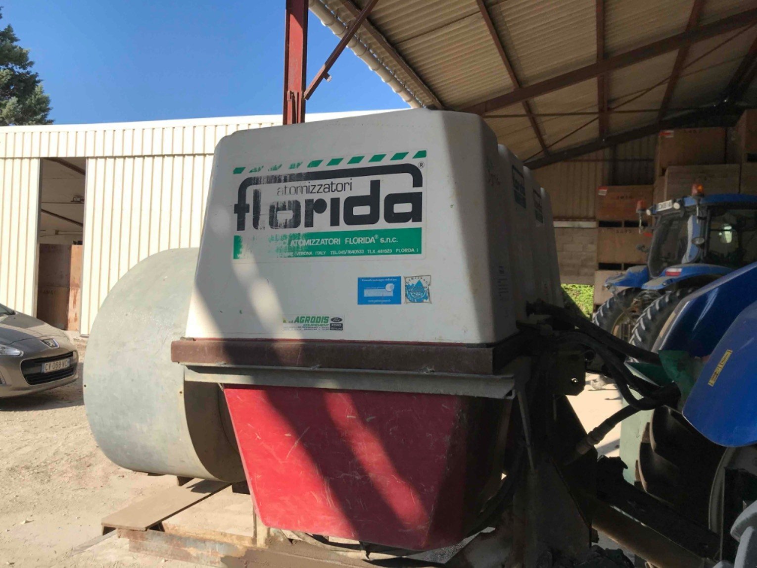 Weinbauspritze a típus Florida Atomiseur Canon 600 litres porté   Florida, Gebrauchtmaschine ekkor: ROYNAC (Kép 1)