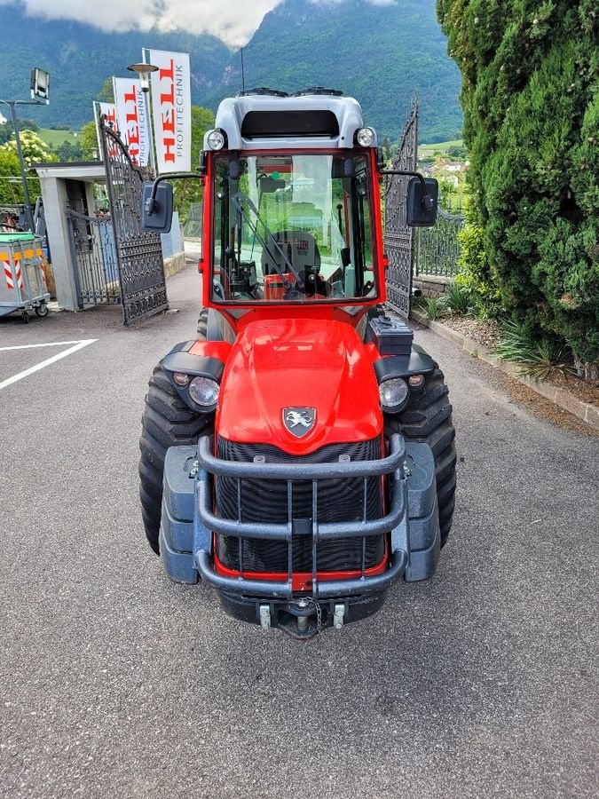 Weinbautraktor typu Antonio Carraro SRH 9800 infinity - GB081, Gebrauchtmaschine w Eppan (BZ) (Zdjęcie 2)