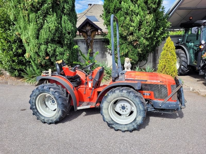 Weinbautraktor typu Antonio Carraro SRX 8400 - GB112, Gebrauchtmaschine w Eppan (BZ) (Zdjęcie 5)