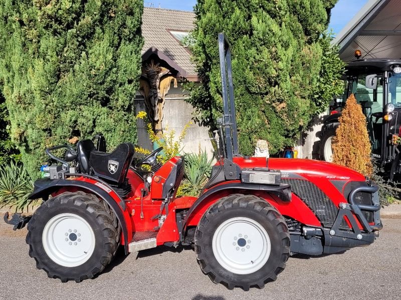 Weinbautraktor typu Antonio Carraro SRX 9900 - GB158, Gebrauchtmaschine w Eppan (BZ) (Zdjęcie 2)