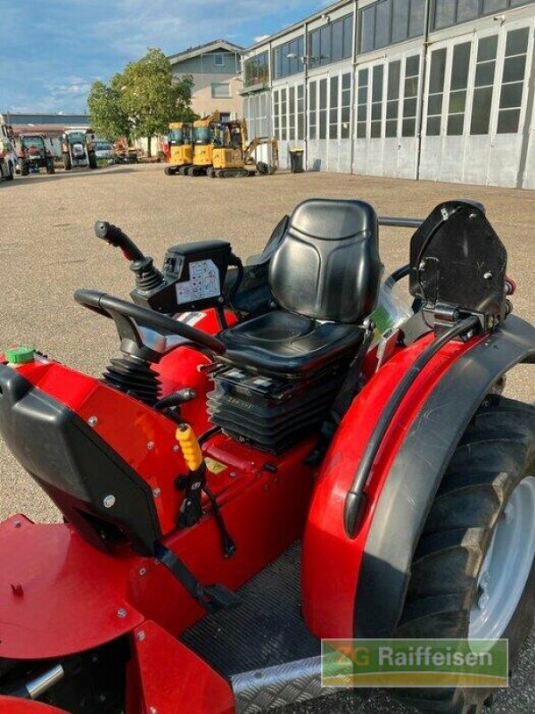 Weinbautraktor tip Antonio Carraro SRX7800 Knicklenkertraktor, Gebrauchtmaschine in Bühl (Poză 5)