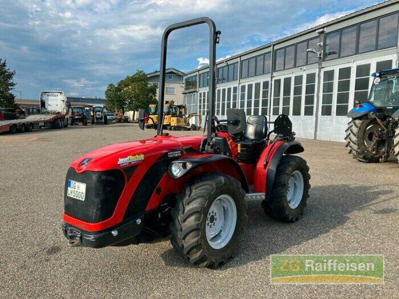 Weinbautraktor Türe ait Antonio Carraro SRX7800 Knicklenkertraktor, Gebrauchtmaschine içinde Bühl (resim 1)