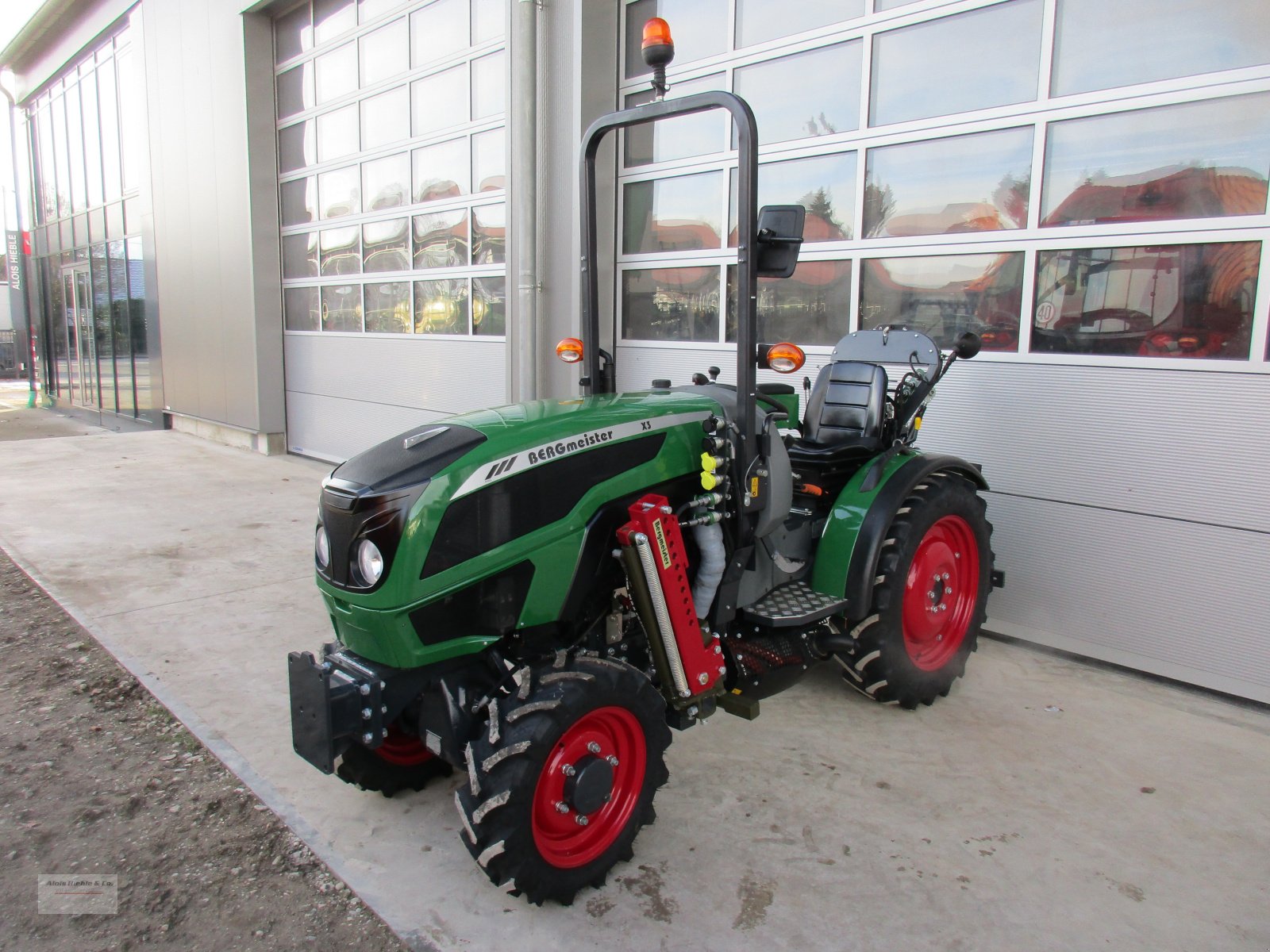 Weinbautraktor Türe ait Bergmeister X3, Neumaschine içinde Tapfheim (resim 3)