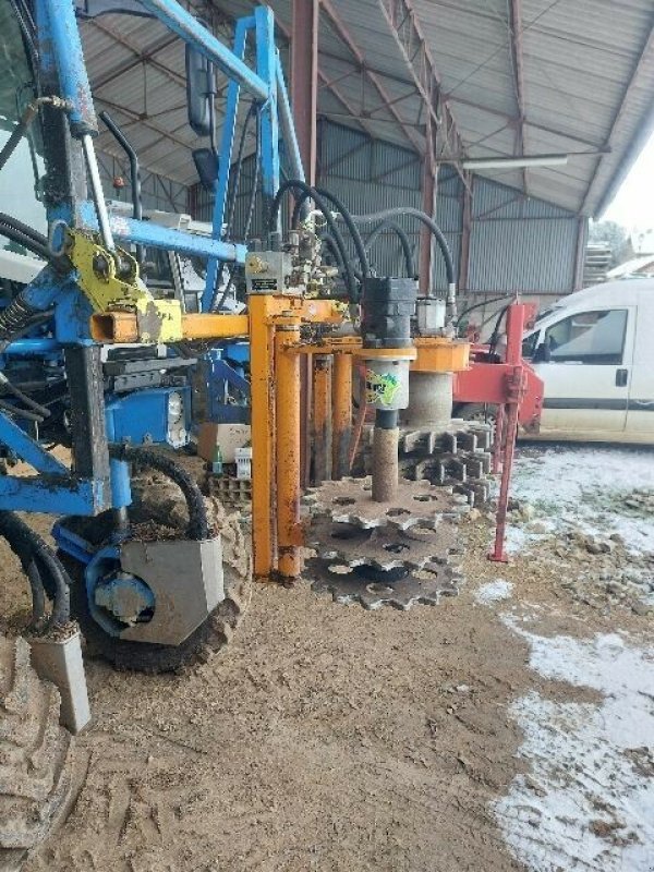 Weinbautraktor typu Binger PRETAILLEUSE PR 33, Gebrauchtmaschine v Charnay-lès-macon (Obrázok 2)