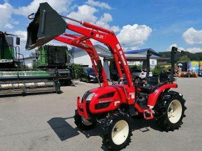 Weinbautraktor typu Branson 3100 inkl. Frontlader und Schaufel, Gebrauchtmaschine v Altenstadt (Obrázok 14)