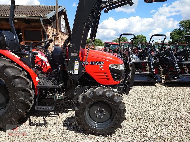 Weinbautraktor typu Branson 6225R, Neumaschine v Grischow (Obrázok 3)