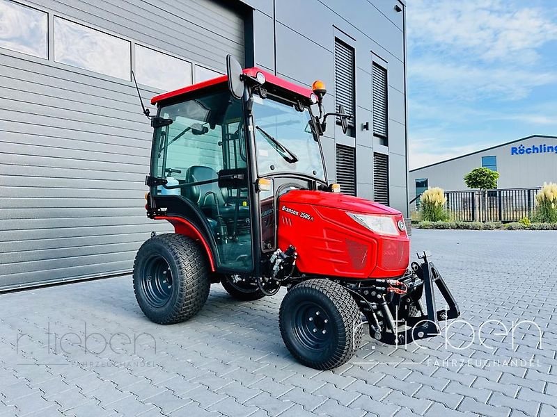 Weinbautraktor of the type Branson TYM Branson T 255 - 2505 H, Neumaschine in Haren (Picture 7)