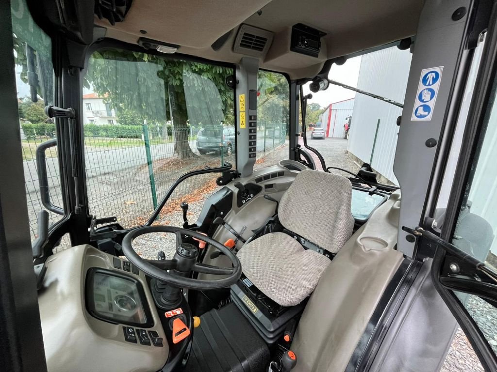 Weinbautraktor typu Case IH Quantum 75 V, Gebrauchtmaschine v VIC EN BIGORRE (Obrázek 4)