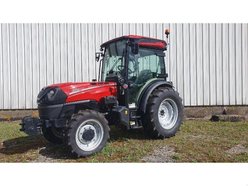 Weinbautraktor van het type Case IH QUANTUM100F, Gebrauchtmaschine in ANTIGNY (Foto 1)