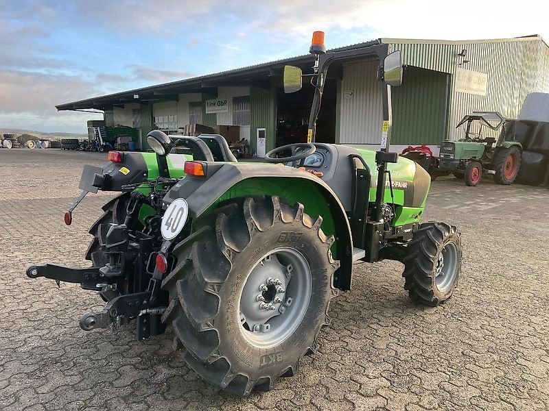 Weinbautraktor of the type Deutz-Fahr 5070 DF Keyline, Neumaschine in Steinau  (Picture 9)