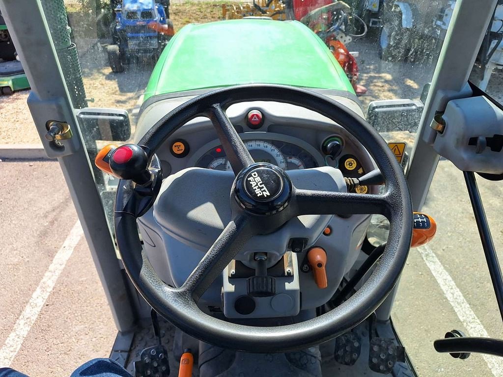 Weinbautraktor a típus Deutz-Fahr AGROPLUS 420V, Gebrauchtmaschine ekkor: NOVES (Kép 9)