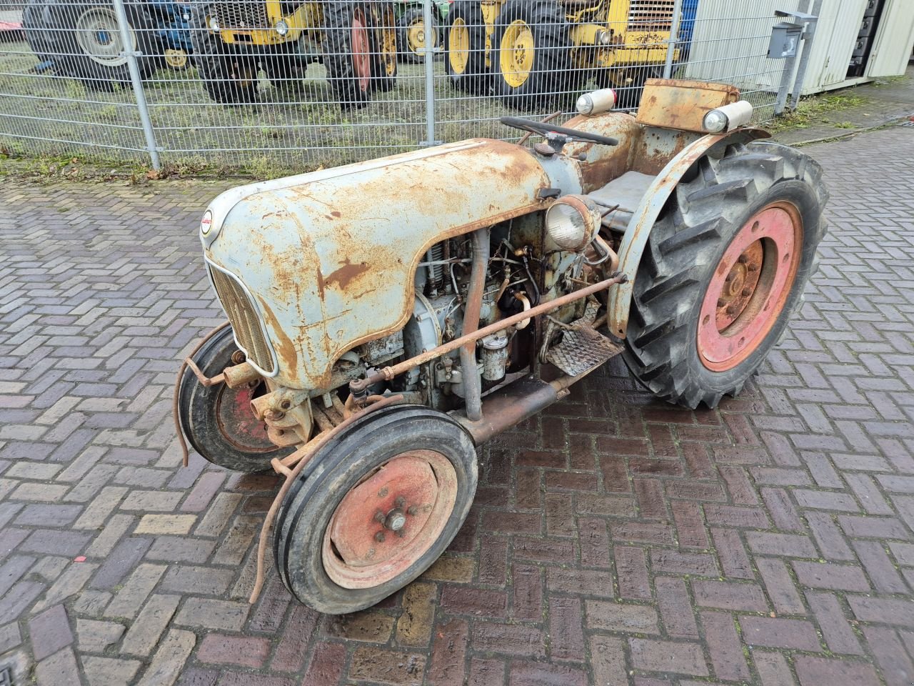 Weinbautraktor typu Eicher ES201 ES200, Gebrauchtmaschine v Weiteveen (Obrázek 8)