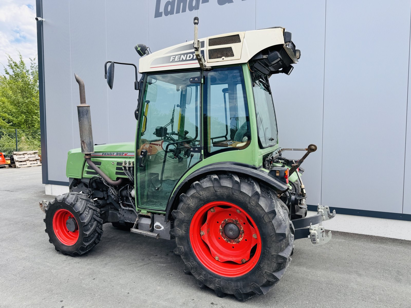 Weinbautraktor Türe ait Fendt 207 V, Gebrauchtmaschine içinde Falkenstein (resim 5)