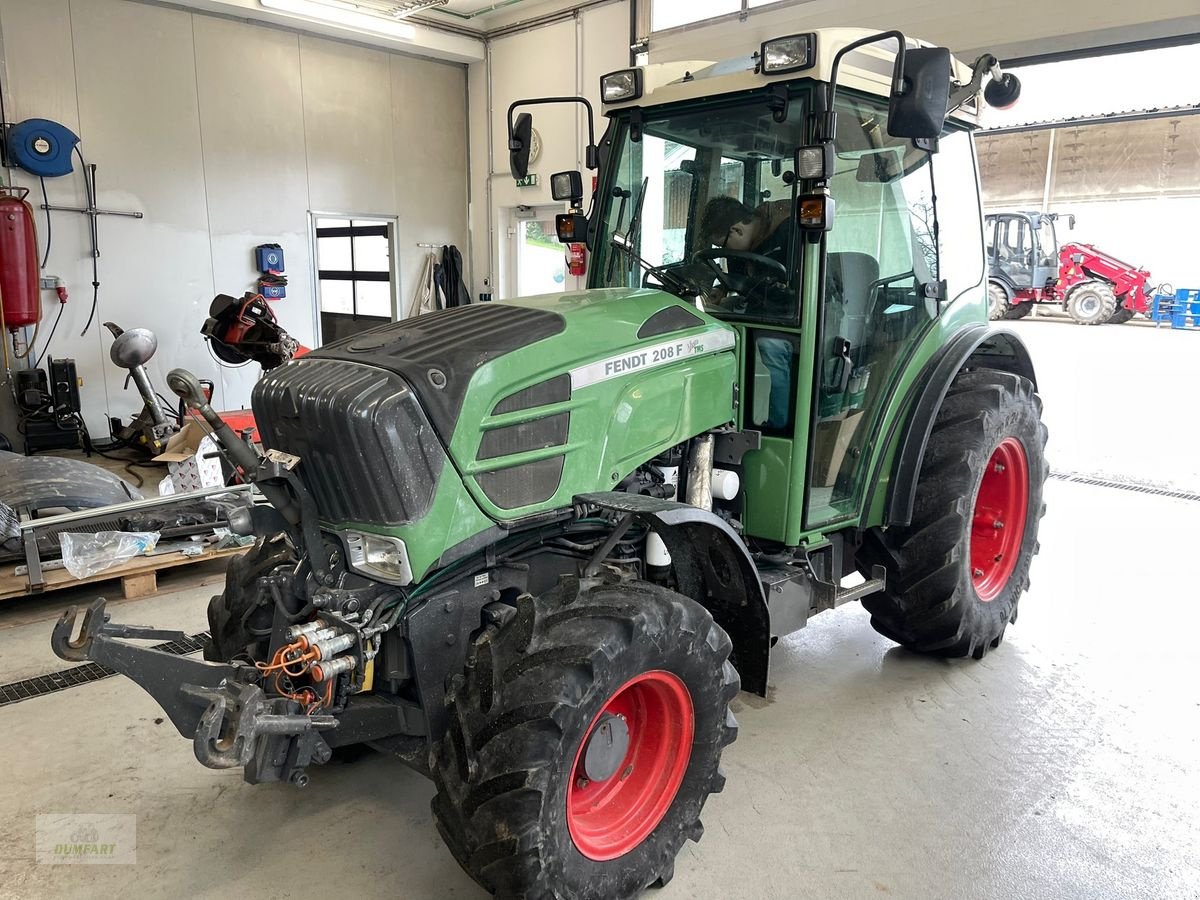 Weinbautraktor del tipo Fendt 208 Vario F, Gebrauchtmaschine en Bad Leonfelden (Imagen 8)