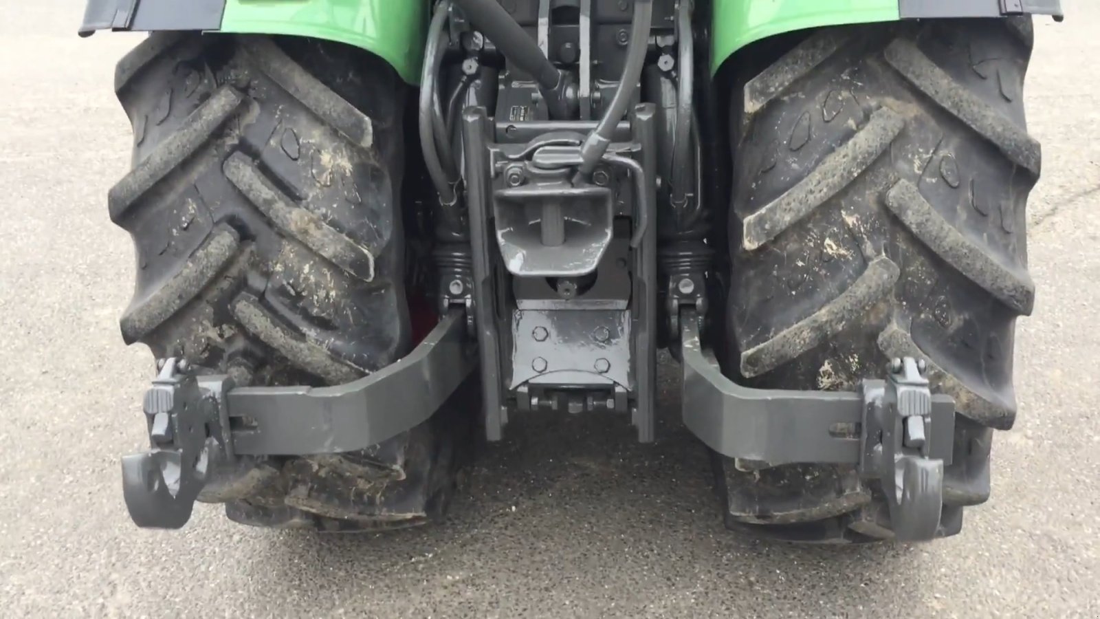 Weinbautraktor des Typs Fendt 208 Vario, Gebrauchtmaschine in Casic (Bild 3)