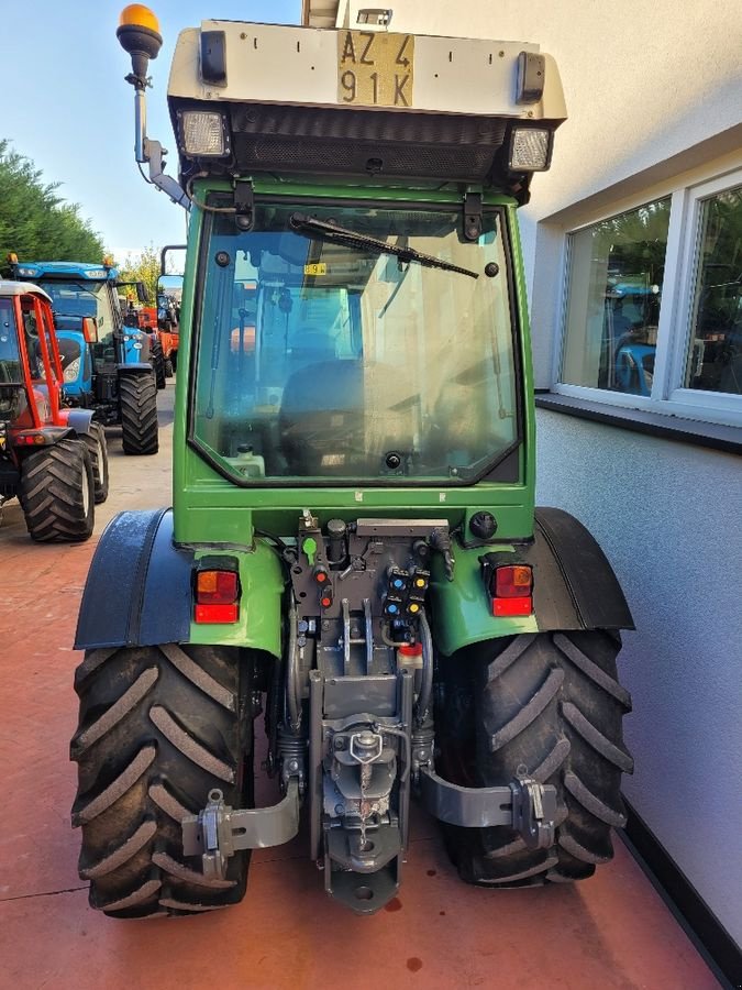 Weinbautraktor Türe ait Fendt 208V - K1617, Gebrauchtmaschine içinde Eppan (BZ) (resim 2)