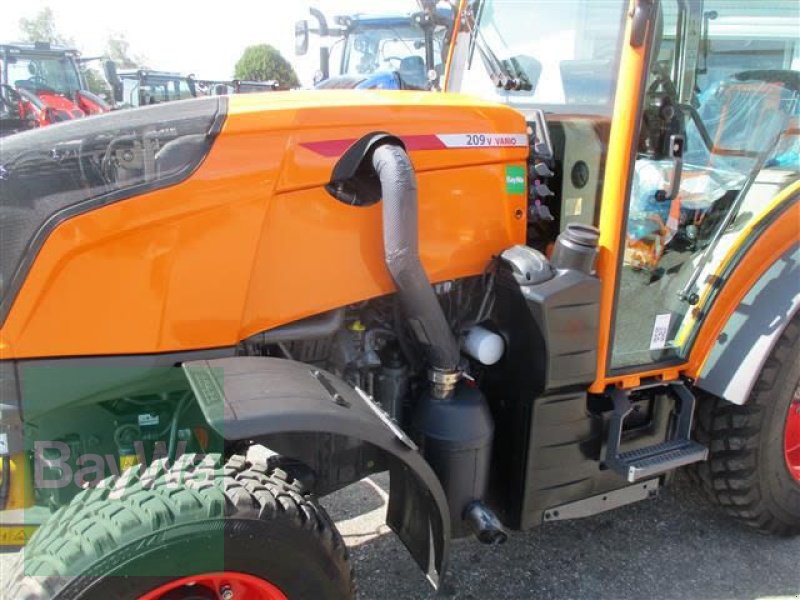 Weinbautraktor del tipo Fendt 209 V VARIO GEN3 PROFI, Gebrauchtmaschine In Schönau b.Tuntenhausen (Immagine 11)