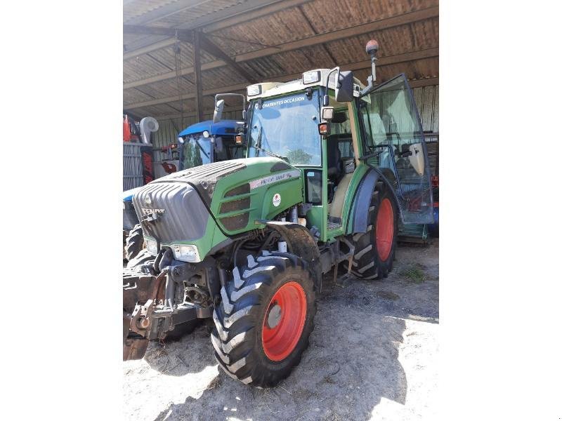 Weinbautraktor des Typs Fendt 209FVARIO, Gebrauchtmaschine in GEMOZAC (Bild 1)