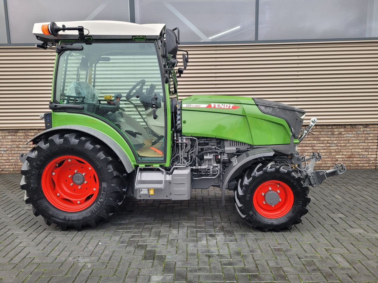 Weinbautraktor a típus Fendt 209va vario gen3 210-211, Neumaschine ekkor: Houten (Kép 2)