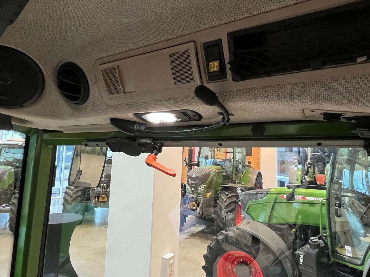 Weinbautraktor Türe ait Fendt 210 Vario F FendtONE, Gebrauchtmaschine içinde Wallern (resim 13)