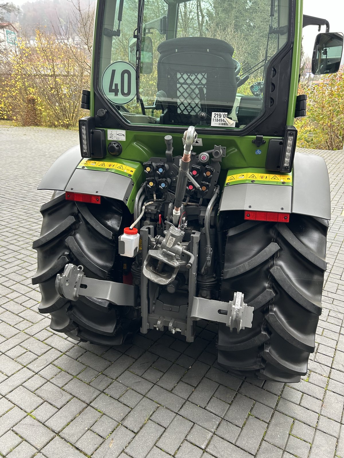 Weinbautraktor du type Fendt 210 Vario V Gen.3 Profi+ Profiplus Setting1 mit Frontzapfwelle Front-PTO, Gebrauchtmaschine en Weigendorf (Photo 23)