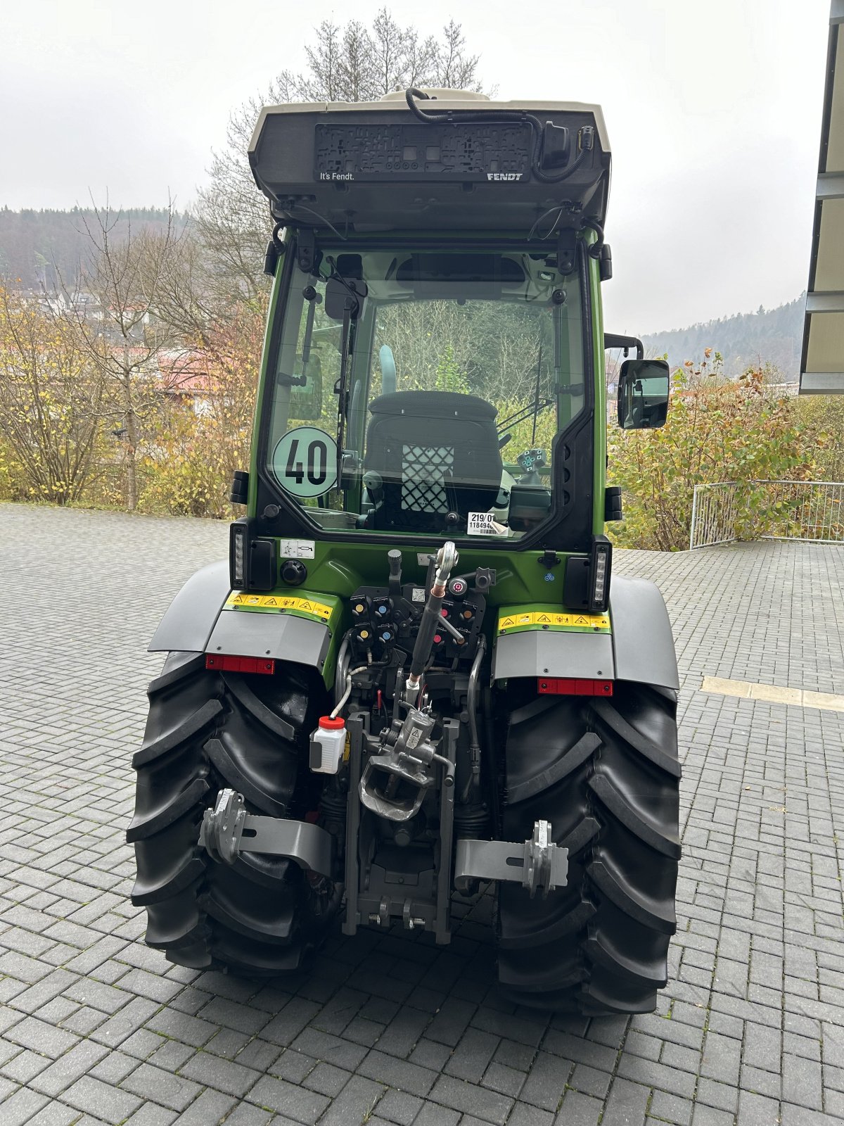 Weinbautraktor du type Fendt 210 Vario V Gen.3 Profi+ Profiplus Setting1 mit Frontzapfwelle Front-PTO, Gebrauchtmaschine en Weigendorf (Photo 24)