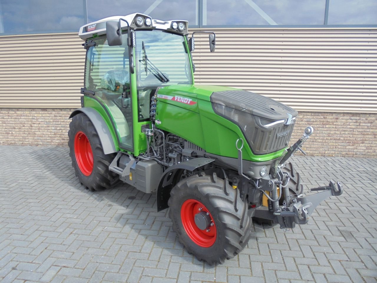 Weinbautraktor του τύπου Fendt 210va vario smalspoor 209-211, Gebrauchtmaschine σε Houten (Φωτογραφία 8)