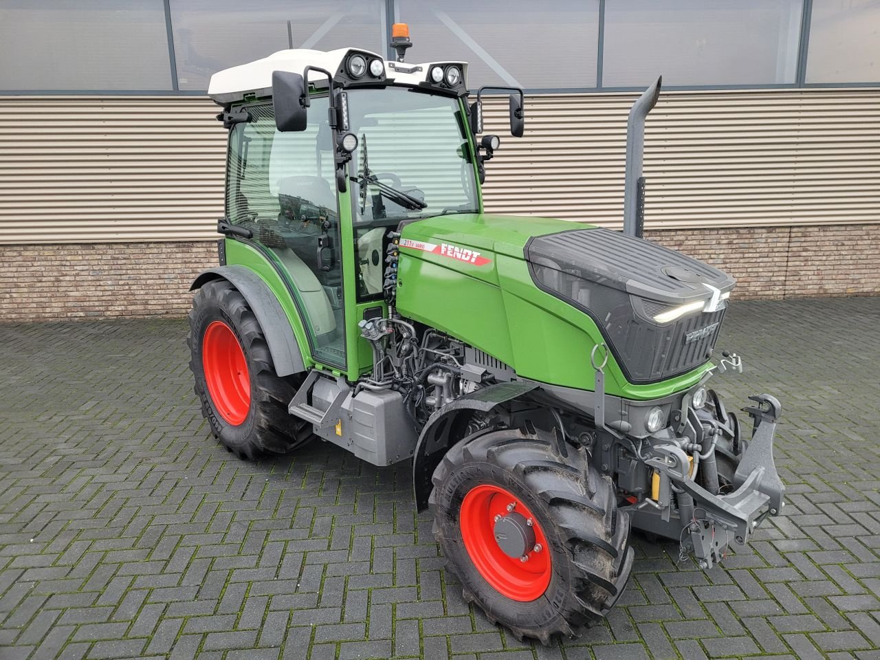 Weinbautraktor typu Fendt 211 vario profi plus gen3 gps, Gebrauchtmaschine v Houten (Obrázek 11)