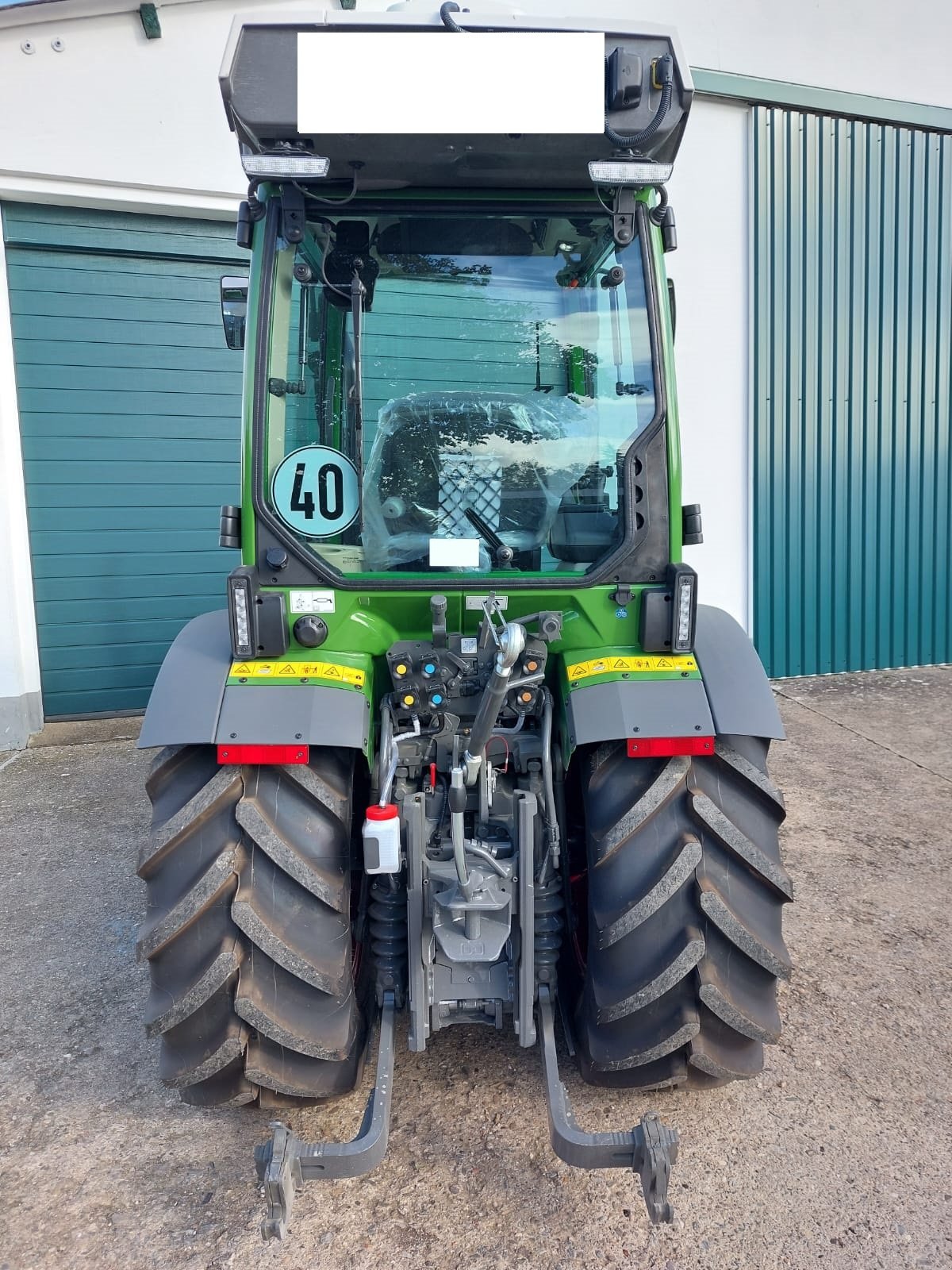 Weinbautraktor типа Fendt 211 Vario, Gebrauchtmaschine в Riedenheim (Фотография 5)