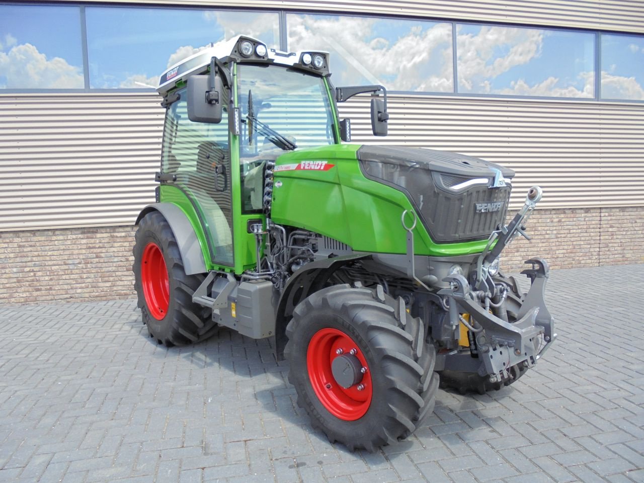 Weinbautraktor του τύπου Fendt 211va vario gen3 209-210, Gebrauchtmaschine σε Houten (Φωτογραφία 1)