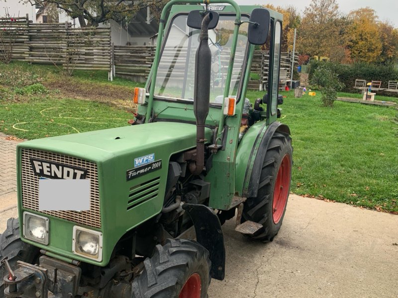 Weinbautraktor του τύπου Fendt Farmer 200 V, Gebrauchtmaschine σε Kitzingen (Φωτογραφία 1)