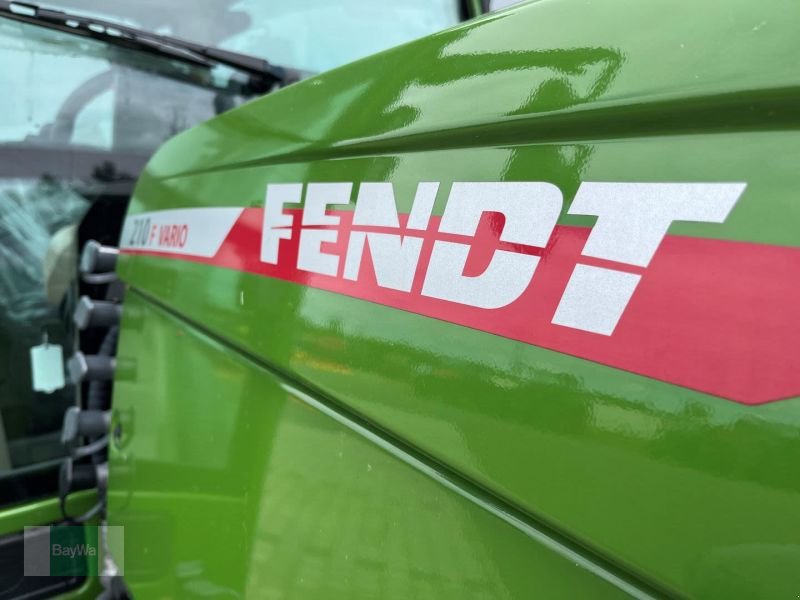 Weinbautraktor del tipo Fendt FENDT 210 F VARIO GEN3 ACHTUNG, Neumaschine en Großweitzschen (Imagen 1)