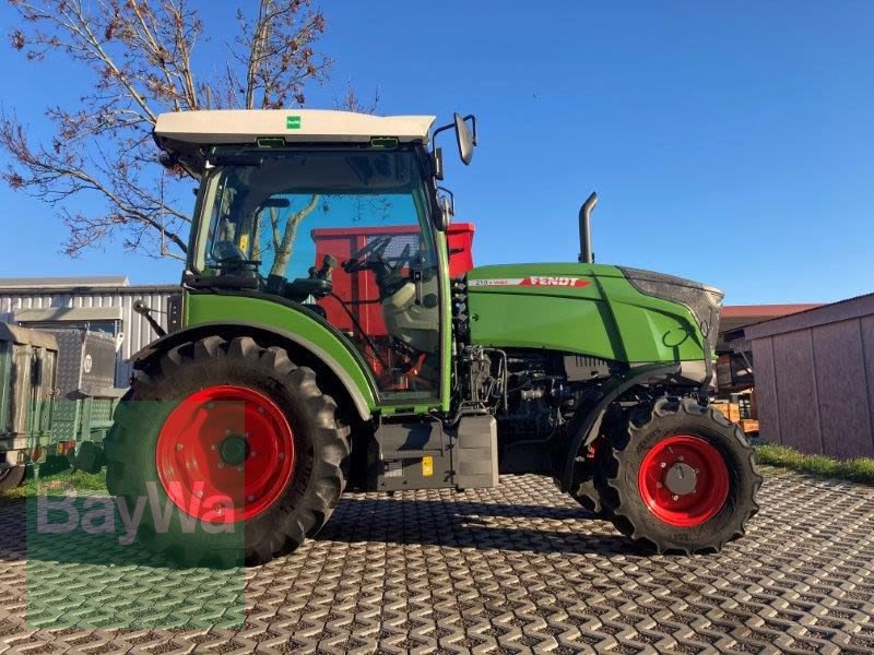 Weinbautraktor des Typs Fendt TRAKTOR 210 V VARIO GEN3, Gebrauchtmaschine in Ilsfeld (Bild 1)