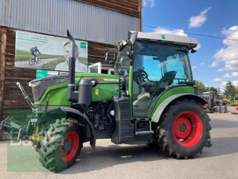 Weinbautraktor des Typs Fendt TRAKTOR 211 V VARIO GEN3, Gebrauchtmaschine in Ilsfeld (Bild 1)