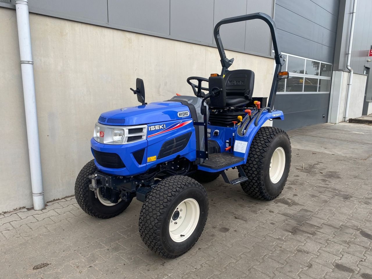 Weinbautraktor typu Iseki TM 3217 H, Gebrauchtmaschine v Giethoorn (Obrázek 1)