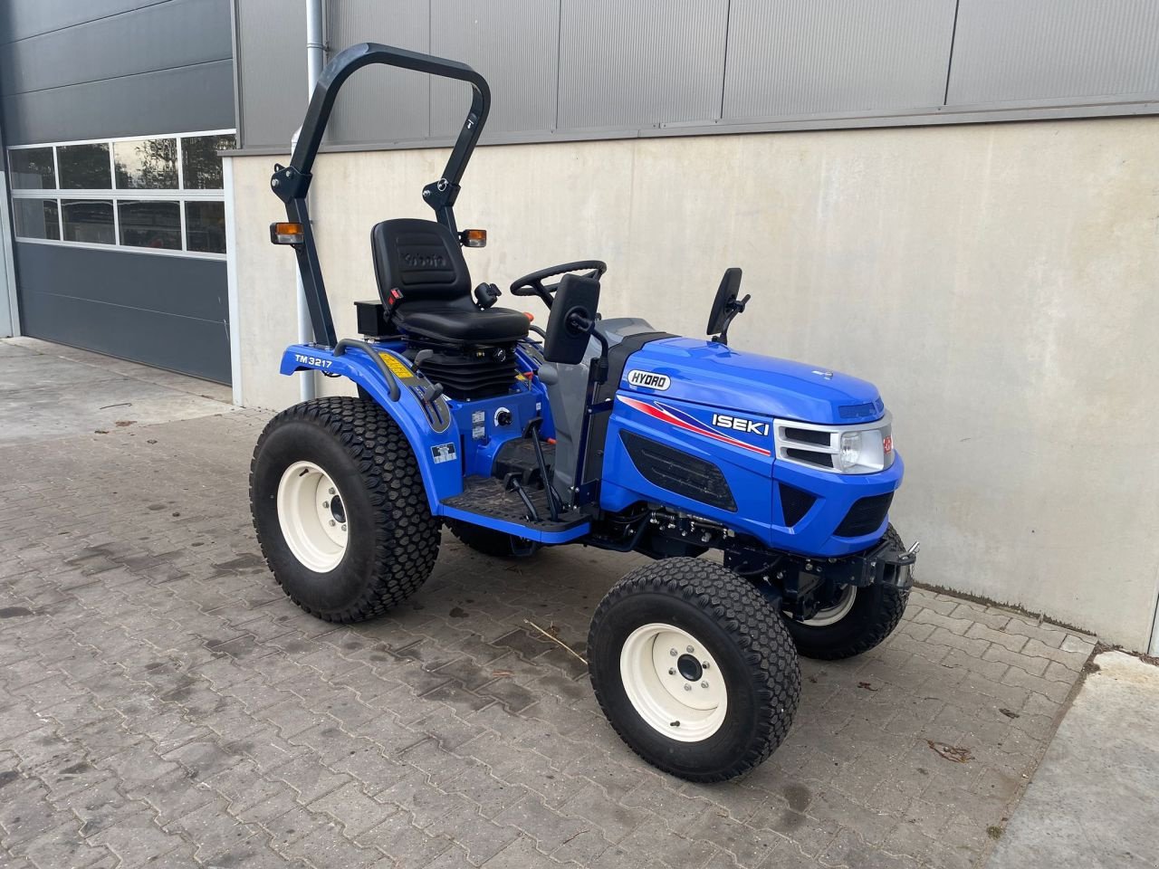 Weinbautraktor typu Iseki TM 3217 H, Gebrauchtmaschine v Giethoorn (Obrázek 4)