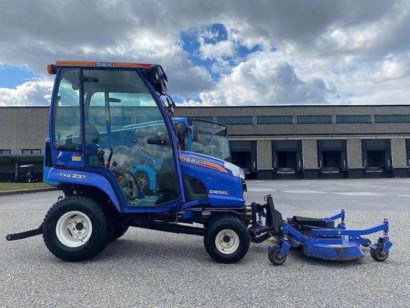 Weinbautraktor типа Iseki TXG 237 Allrad inkl. Mähdeck, FM 1,37H, Gebrauchtmaschine в Altenstadt (Фотография 5)