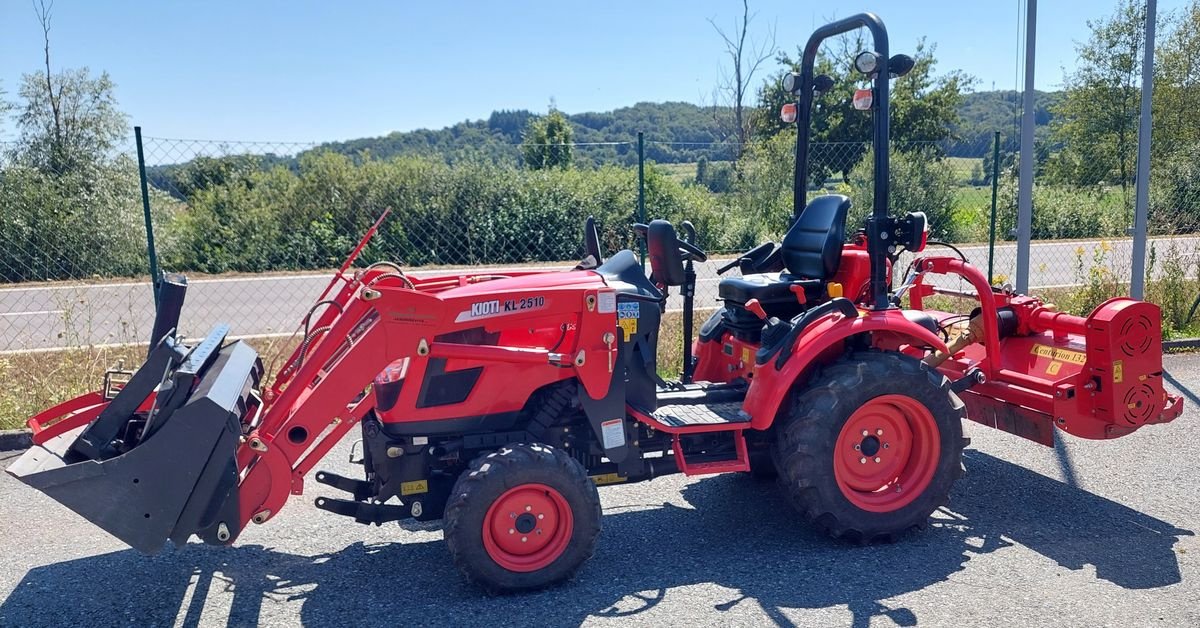 Weinbautraktor tip Kioti CK 3310, Gebrauchtmaschine in Strem (Poză 1)