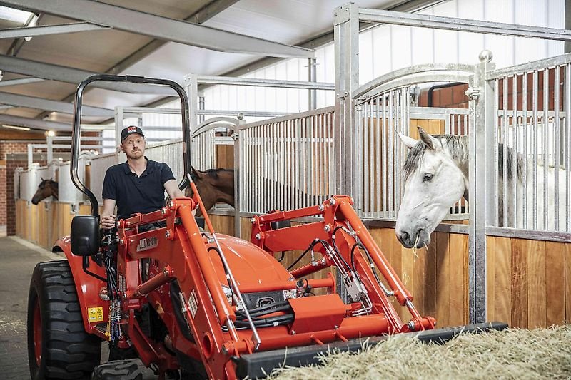 Weinbautraktor des Typs Kioti CS2520U-EU 4-WD AKTION, Neumaschine in Wien (Bild 2)