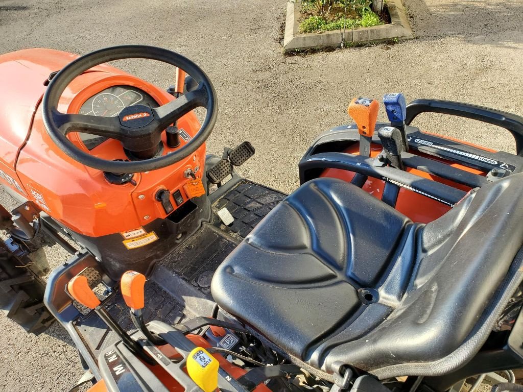 Weinbautraktor du type Kubota EK 1261, Gebrauchtmaschine en Montauban (Photo 4)