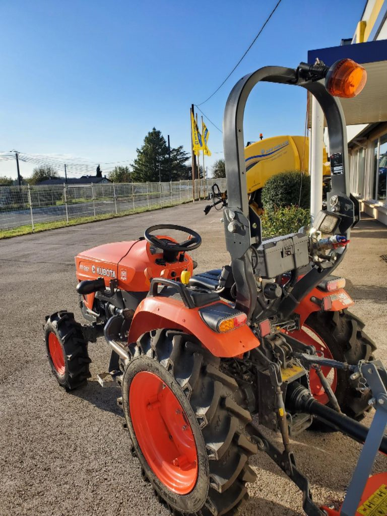 Weinbautraktor du type Kubota EK 1261, Gebrauchtmaschine en Montauban (Photo 3)