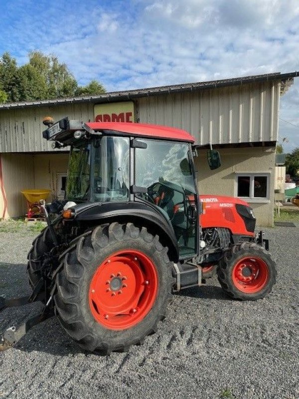 Weinbautraktor tip Kubota M5091, Gebrauchtmaschine in SAINT GERMAIN D'ARCE (Poză 3)