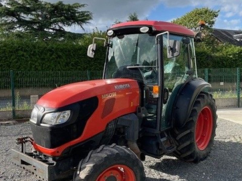 Weinbautraktor tip Kubota M5091, Gebrauchtmaschine in SAINT GERMAIN D'ARCE (Poză 1)