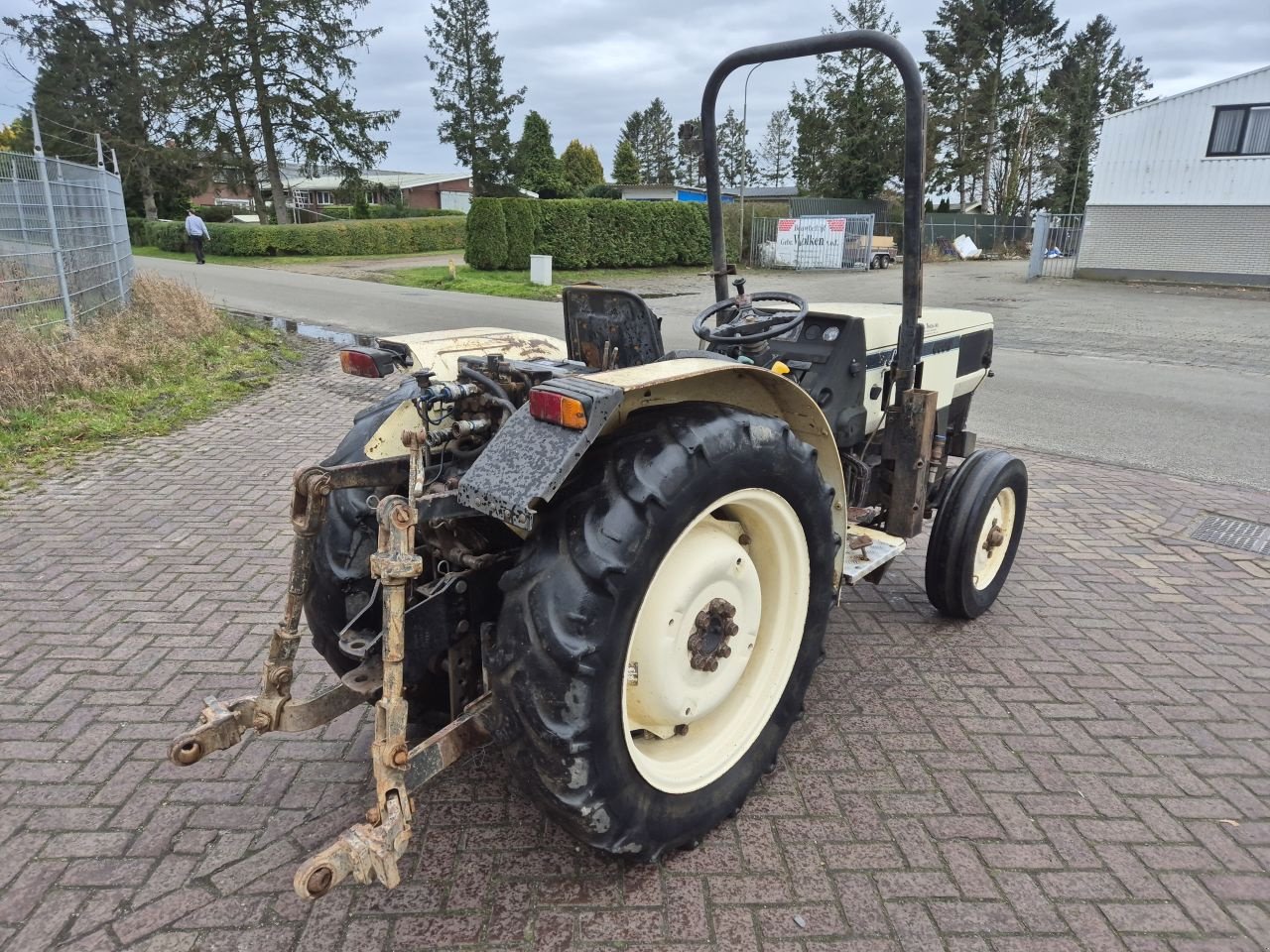 Weinbautraktor типа Lamborghini 660v Smalspoor, Gebrauchtmaschine в Weiteveen (Фотография 8)