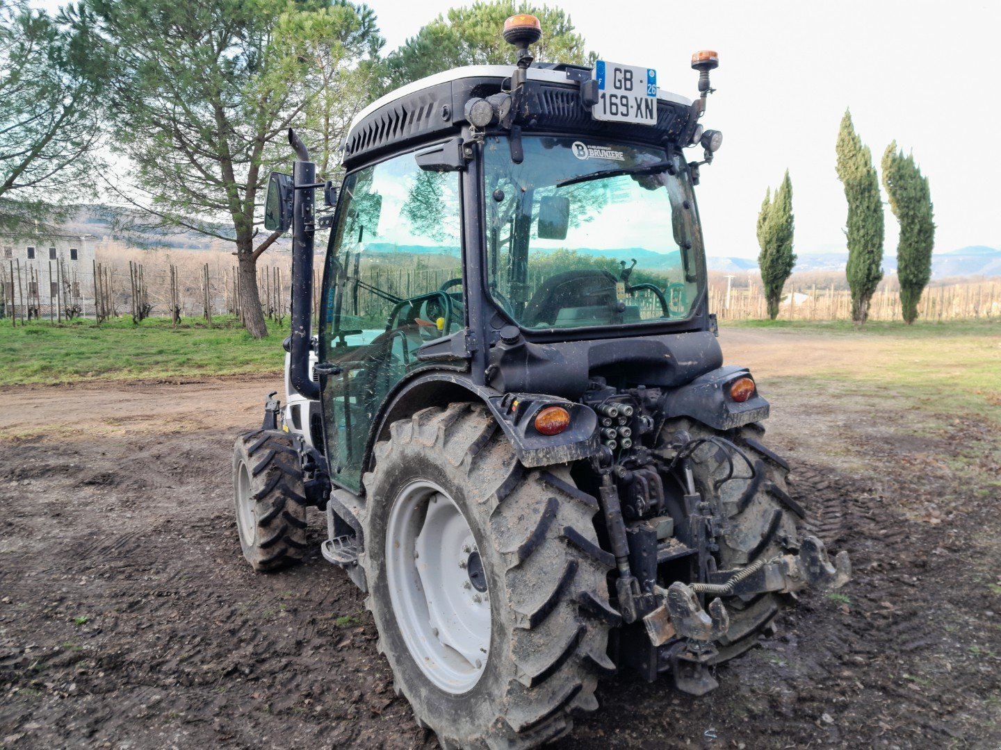 Weinbautraktor tipa Landini Tracteur fruitier Rex 4-090 F Landini, Gebrauchtmaschine u ROYNAC (Slika 4)