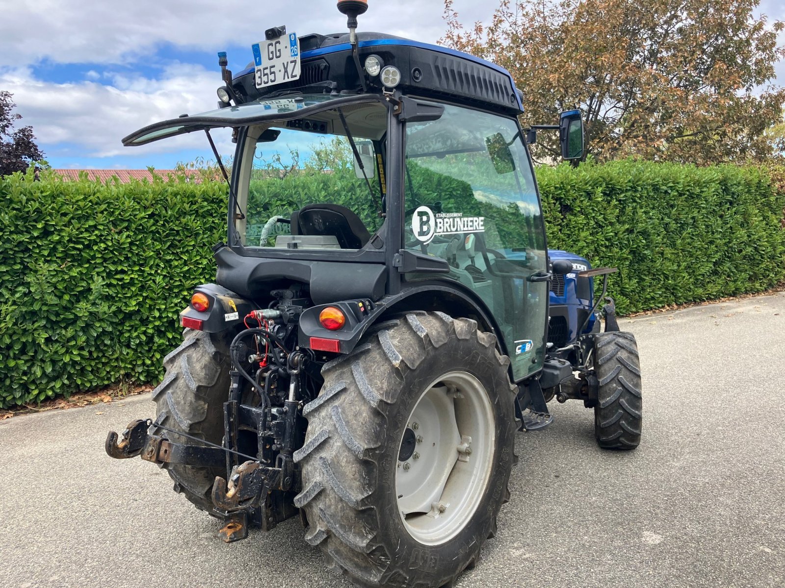 Weinbautraktor typu Landini Tracteur fruitier Rex 4-100 F Landini, Gebrauchtmaschine w ROYNAC (Zdjęcie 3)