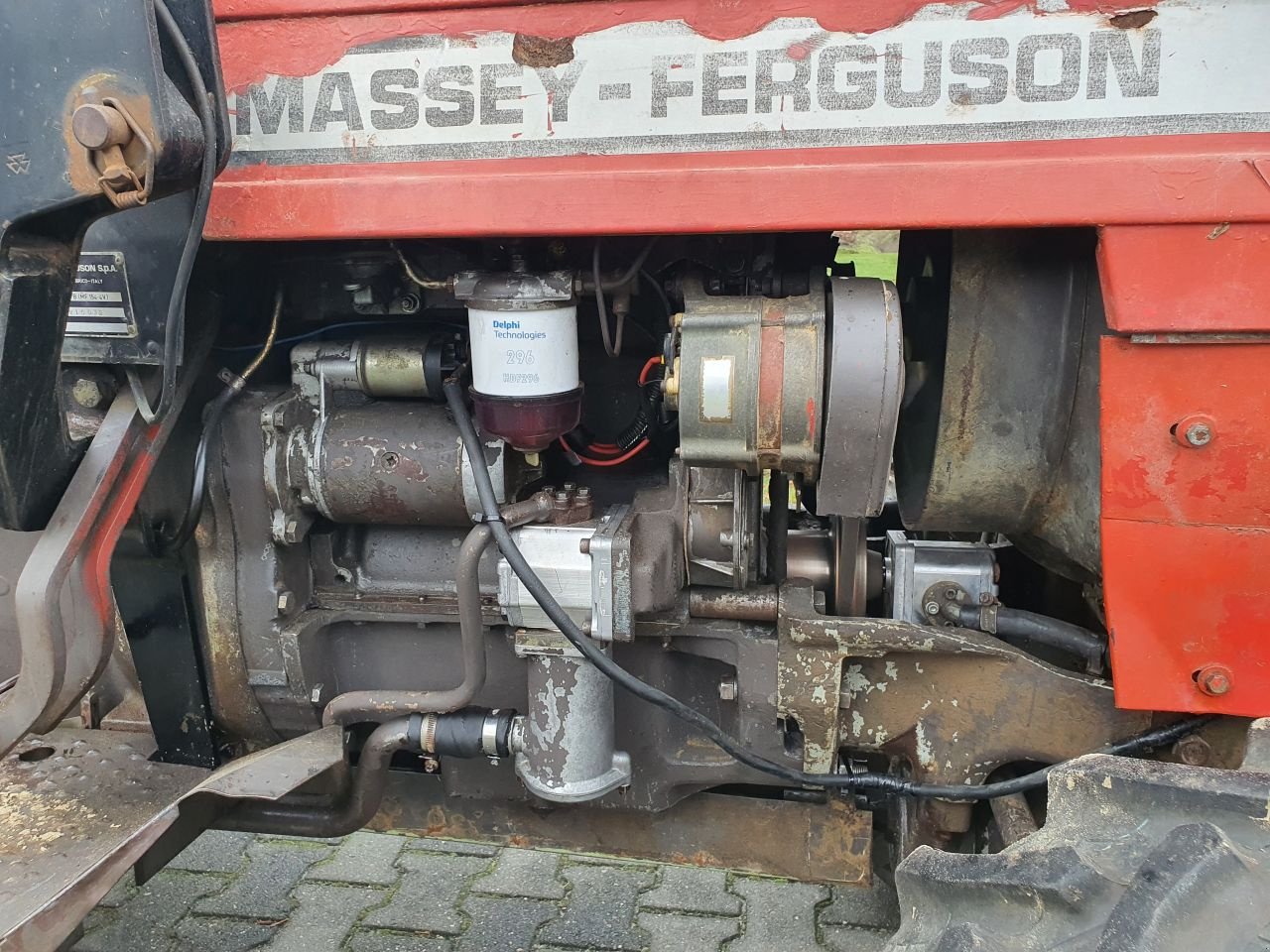 Weinbautraktor del tipo Massey Ferguson 154V, Gebrauchtmaschine en Weiteveen (Imagen 7)