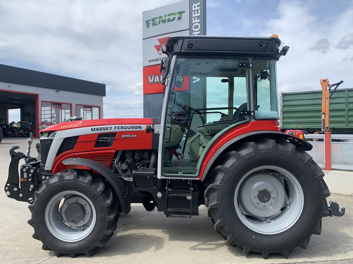 Weinbautraktor от тип Massey Ferguson MF 3FR.95, Neumaschine в Starrein (Снимка 2)