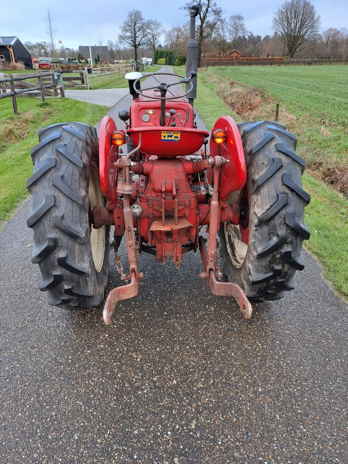 Weinbautraktor typu McCormick D-324, Gebrauchtmaschine v Wierden (Obrázok 5)