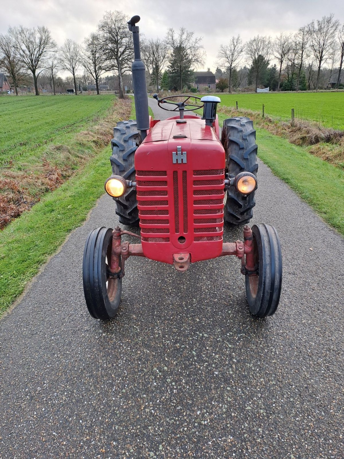 Weinbautraktor typu McCormick D-324, Gebrauchtmaschine v Wierden (Obrázok 4)